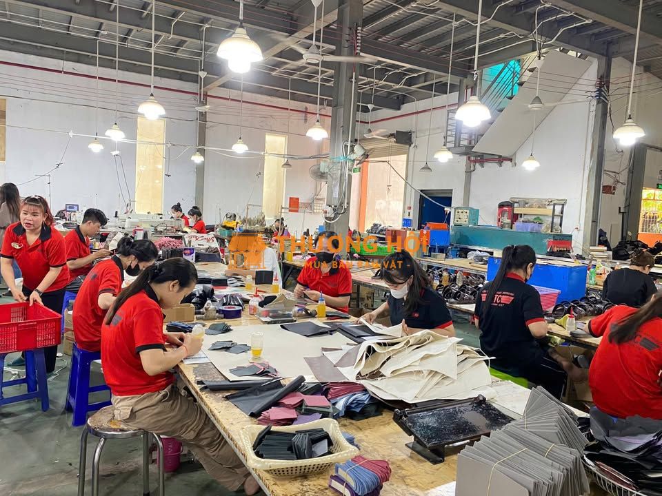 NGUỒN HÀNG ĐỒ DA GIÁ XƯỞNG – IN LOGO TỪ 1 SẢN PHẨM, ĐỔI MẪU 6 THÁNG