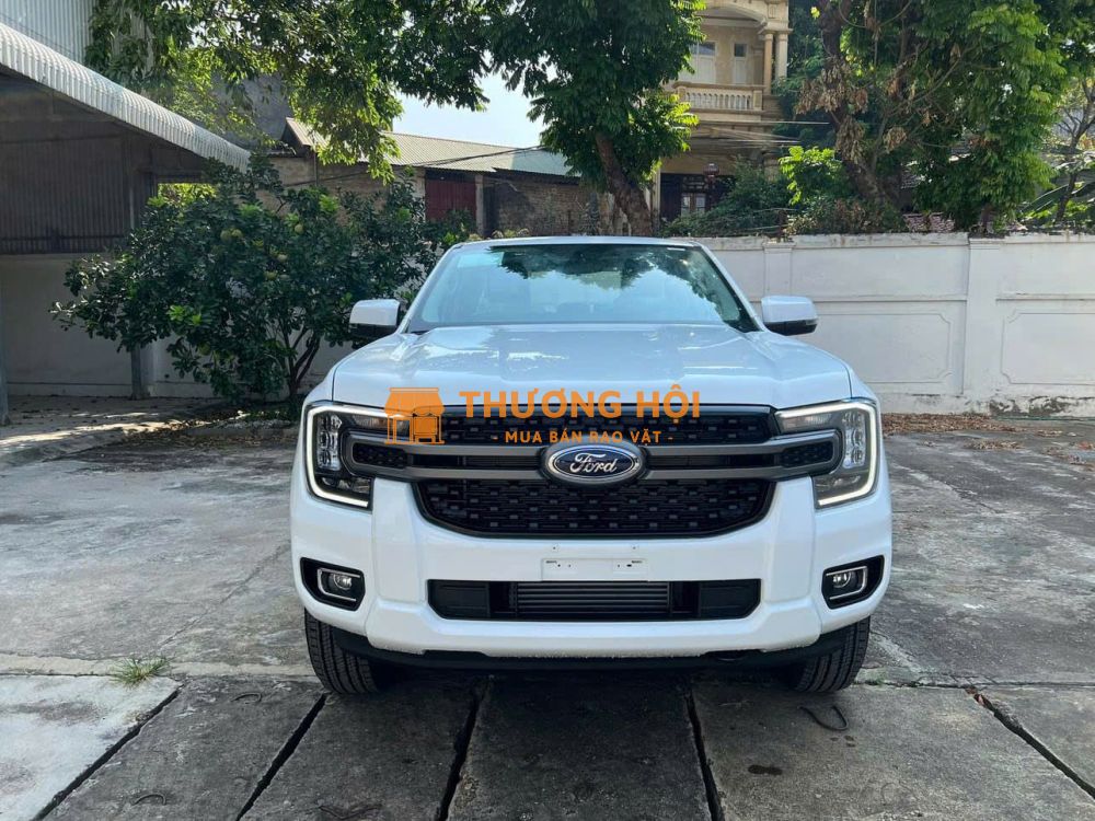 Ford Ranger XLS Next-Gen 2024 2.0L 4x2 AT Trắng