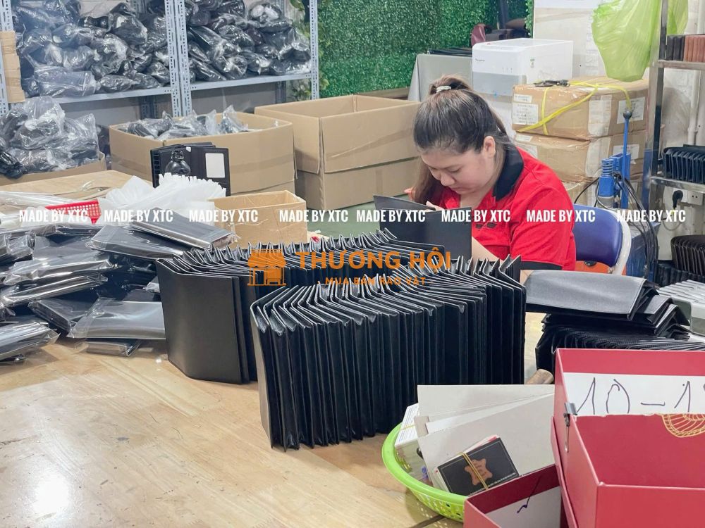 QUÀ TẶNG ĐỒ DA CHO HỘI NGHỊ, ĐẠI HỘI – GIA CÔNG THEO YÊU CẦU, GIAO ĐÚNG TIẾN ĐỘ