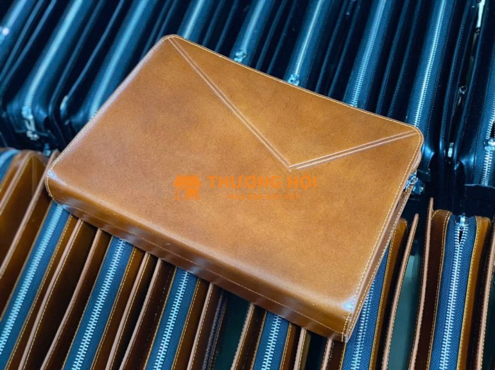 GIA CÔNG QUÀ TẶNG ĐỒ DA SỰ KIỆN – SẢN XUẤT SỐ LƯỢNG LỚN, ĐÚNG TIẾN ĐỘ CHƯƠNG TRÌNH