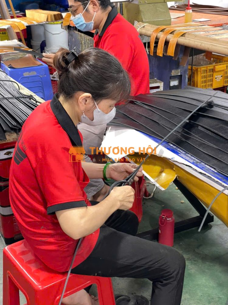 KHỞI NGHIỆP KINH DOANH ĐỒ DA – LỰA CHỌN ĐÚNG XƯỞNG, TẠO NỀN TẢNG PHÁT TRIỂN BỀN VỮNG