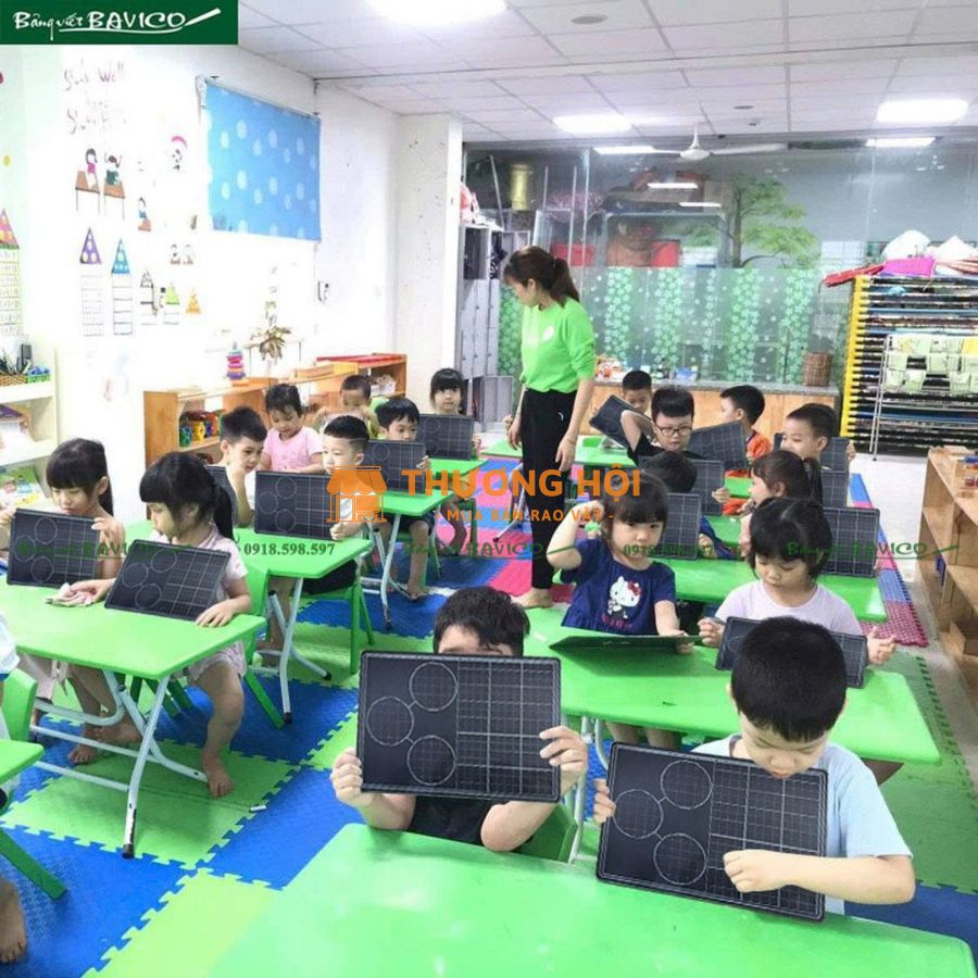 Bảng con dạy học
