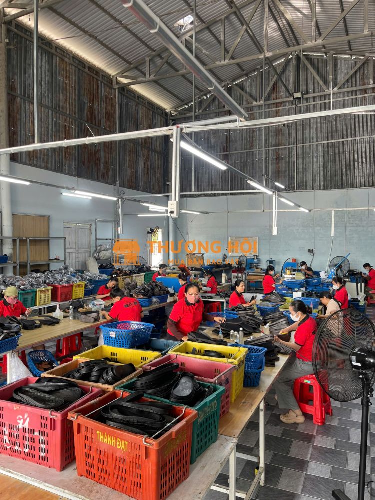 SỈ DÉP DA BÒ CHO ĐẠI LÝ – CÓ SẴN, CÓ VAT, GIÁ TẬN XƯỞNG