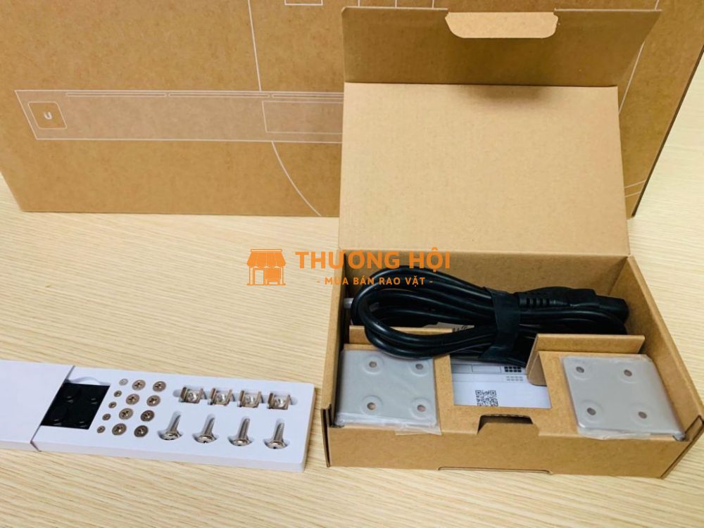 UBIQUITI UNIFI UDM-PRO – ROUTER GATEWAY QUẢN LÝ MẠNG CHUYÊN NGHIỆP