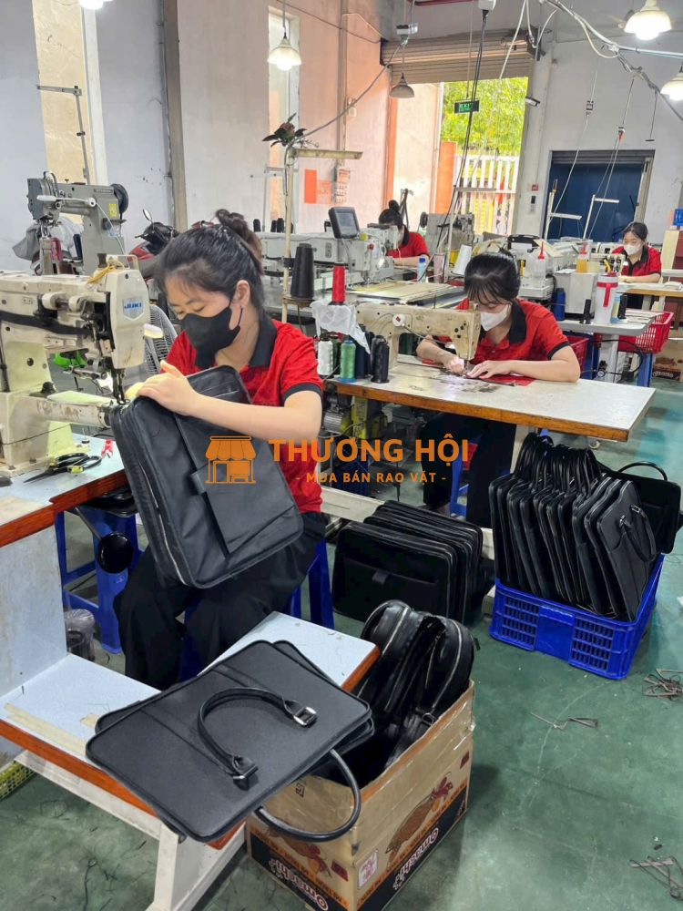 ĐẶT QUÀ TẶNG DOANH NGHIỆP BẰNG ĐỒ DA THEO MẪU RIÊNG