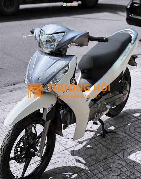Yamaha Jupiter Finn 2026 trắng xám