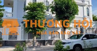 Bán nhà vị trí đẹp KDC đường Bưng Ông Thoàn, nhà mới - full nội thất