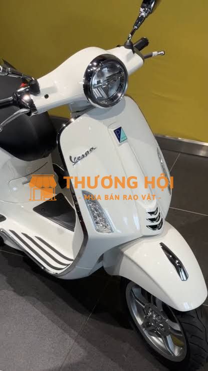 PIAGGIO PRIMAVERA TRẮNG